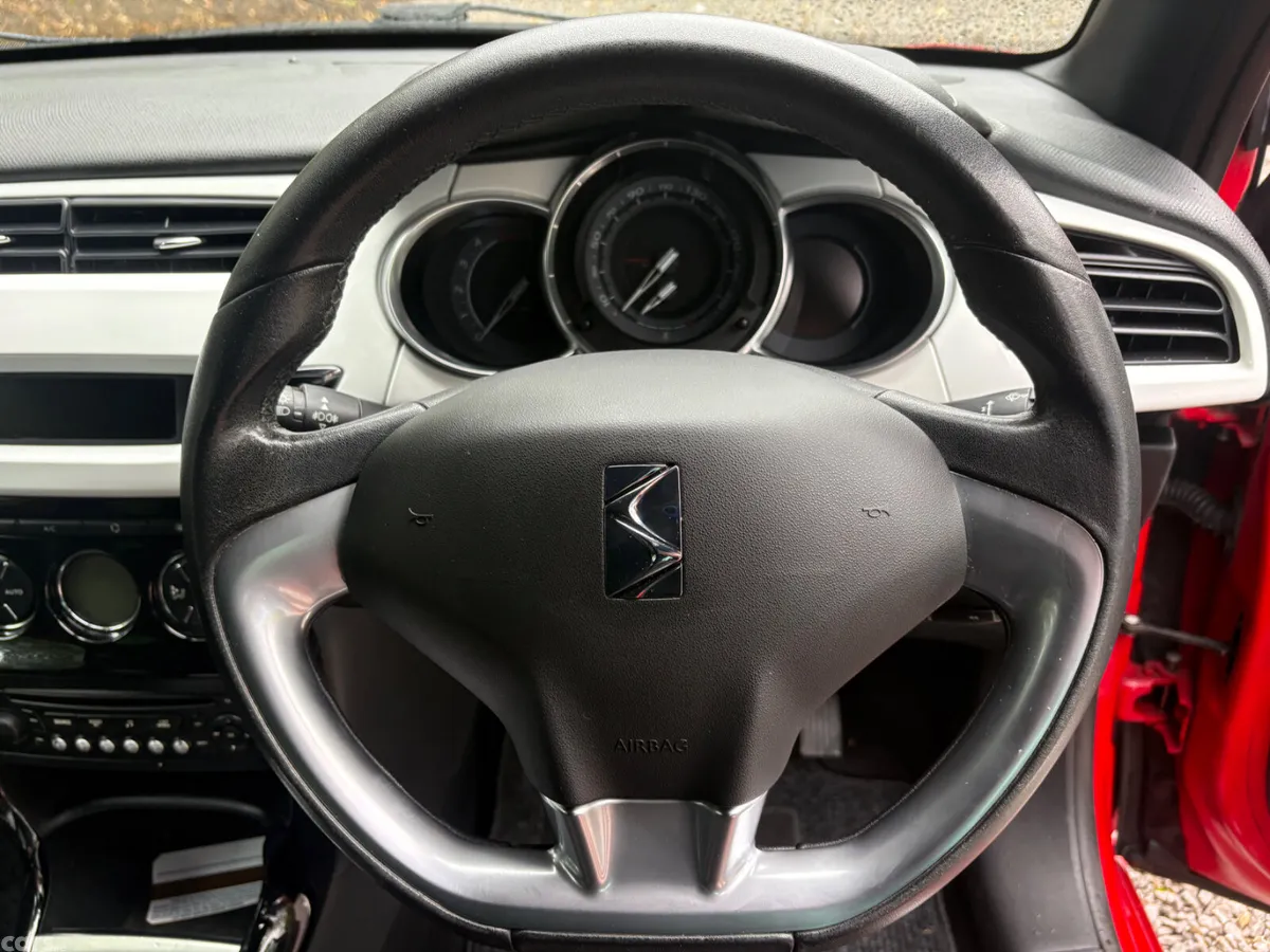 Citroen DS 3 Hatchback, Diesel, 2011, Red