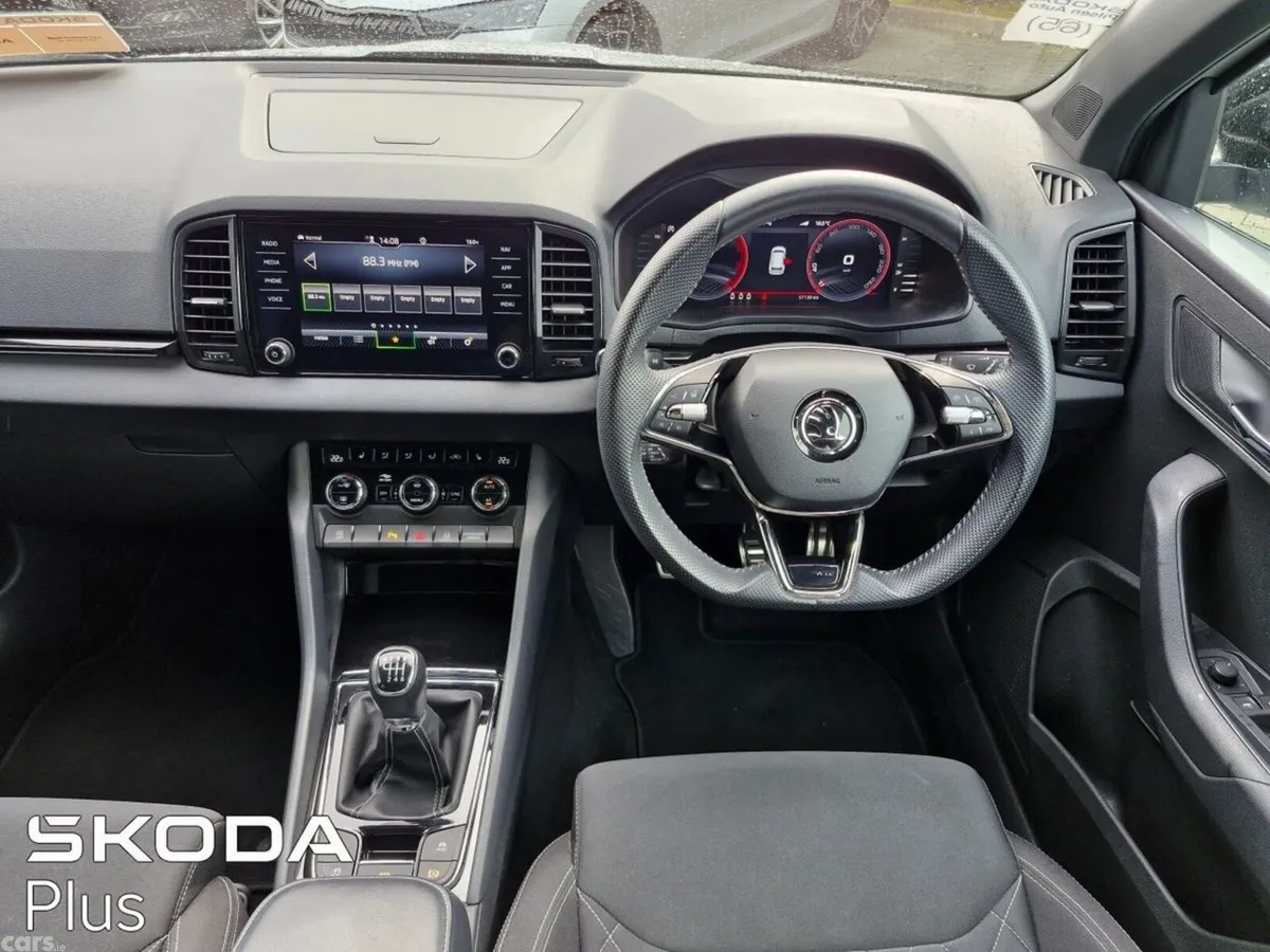 Skoda Karoq Estate, Diesel, 2023, Grey