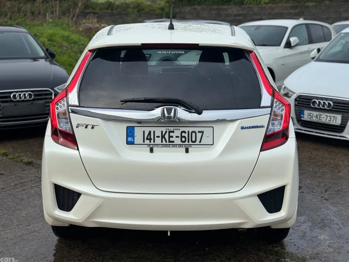Honda Fit Hatchback, Petrol Hybrid, 2014, White