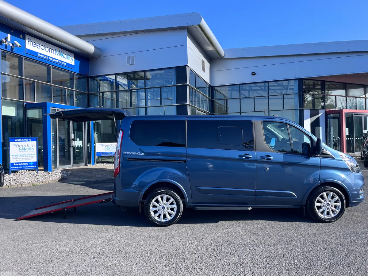 Ford Tourneo Custom MPV, Diesel, 2020, Blue
