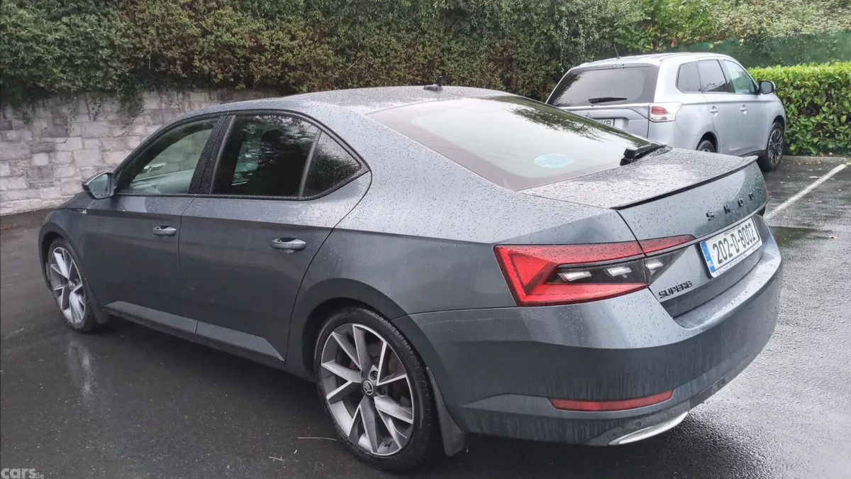 Skoda Superb Saloon, Diesel, 2020, Grey