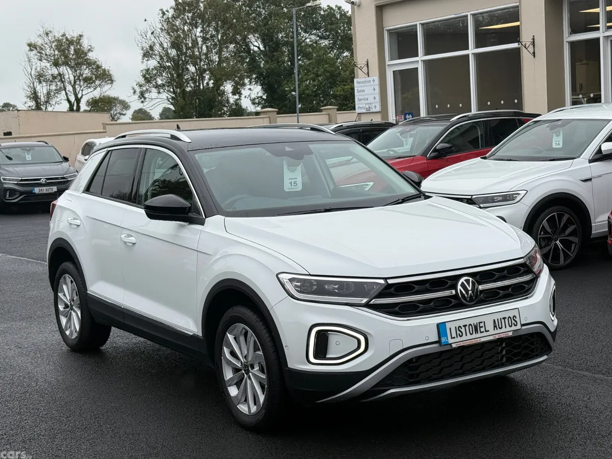 Volkswagen T-Roc SUV, Petrol, 2024, White