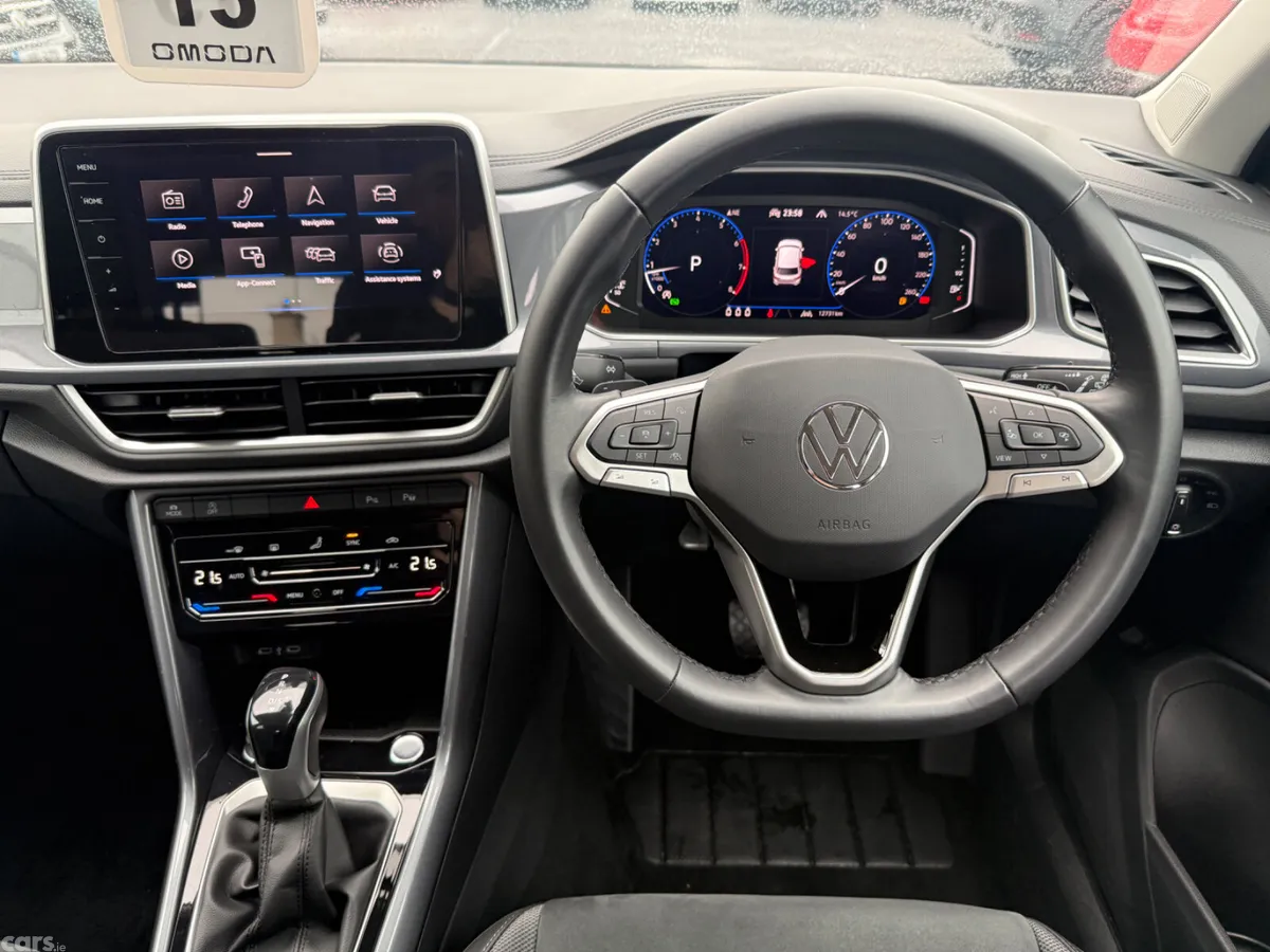 Volkswagen T-Roc SUV, Petrol, 2024, White