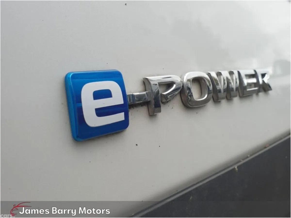 Nissan Qashqai MPV, Petrol Hybrid, 2026, White