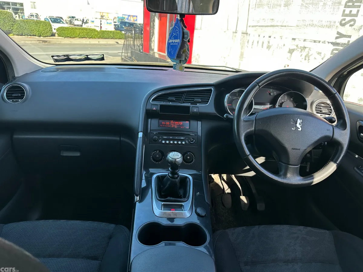 Peugeot 3008 Hatchback, Diesel, 2011, Black