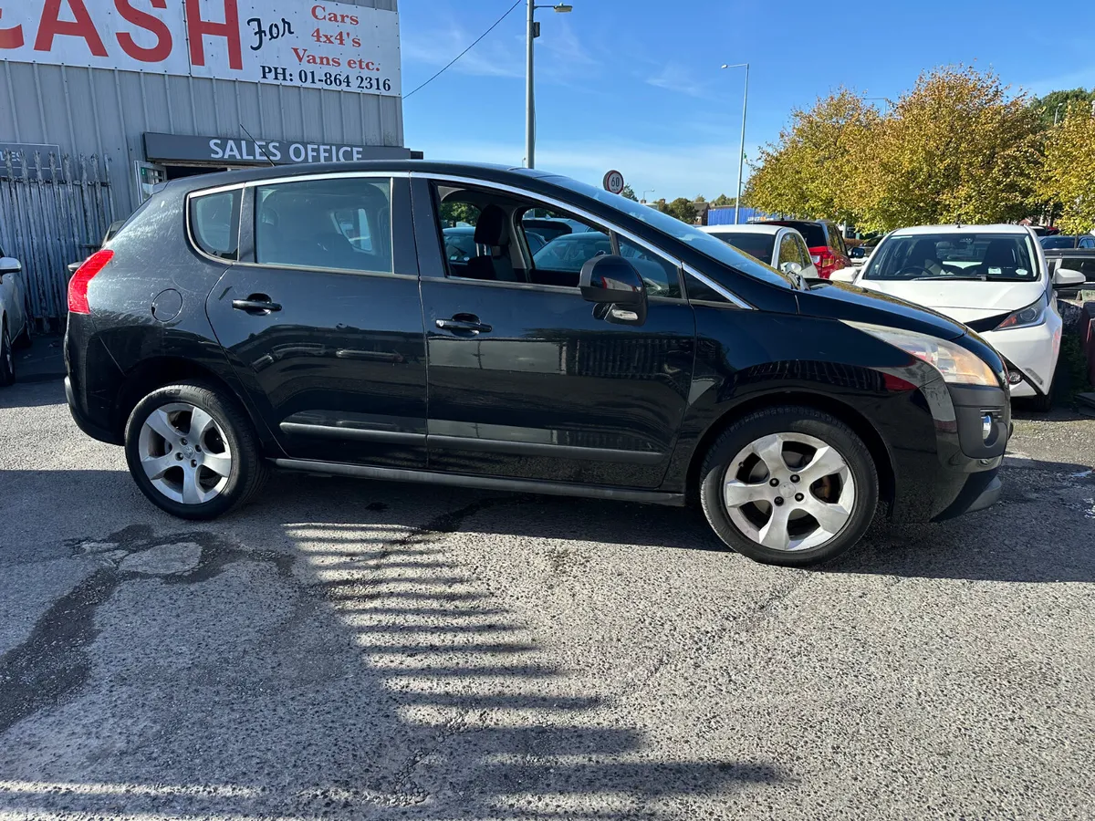 Peugeot 3008 Hatchback, Diesel, 2011, Black