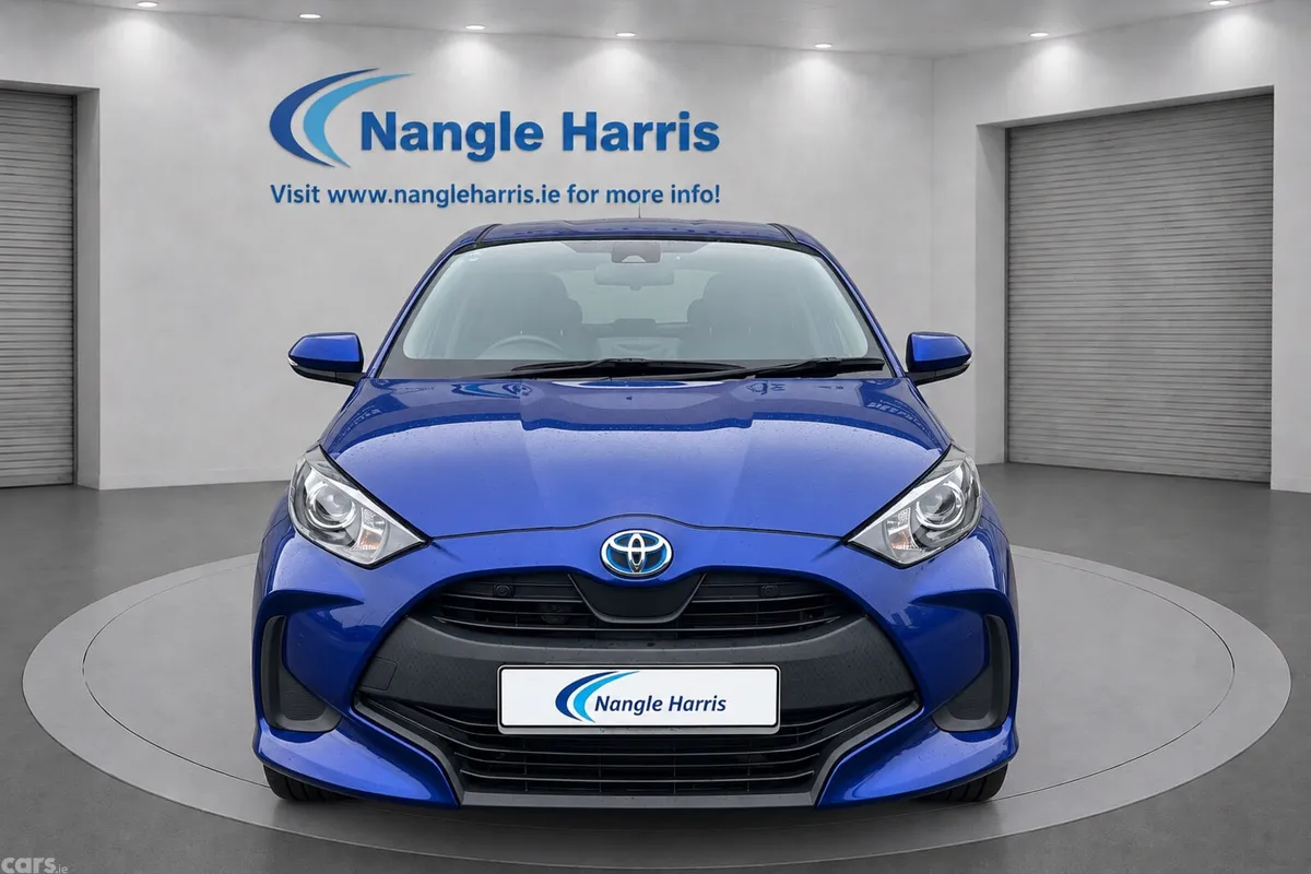 Toyota Yaris Hatchback, Petrol Hybrid, 2021, Blue