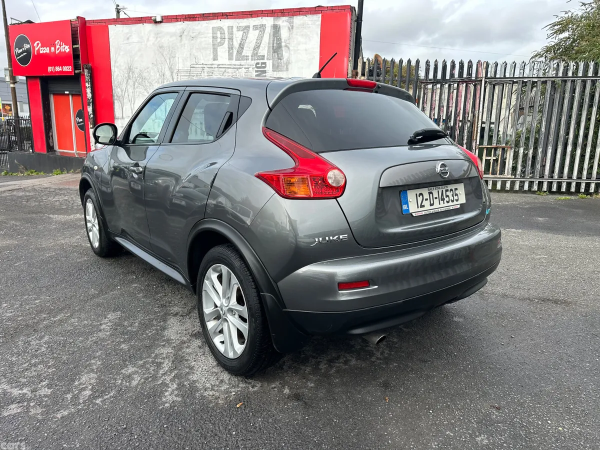 Nissan Juke SUV, Diesel, 2012, Grey