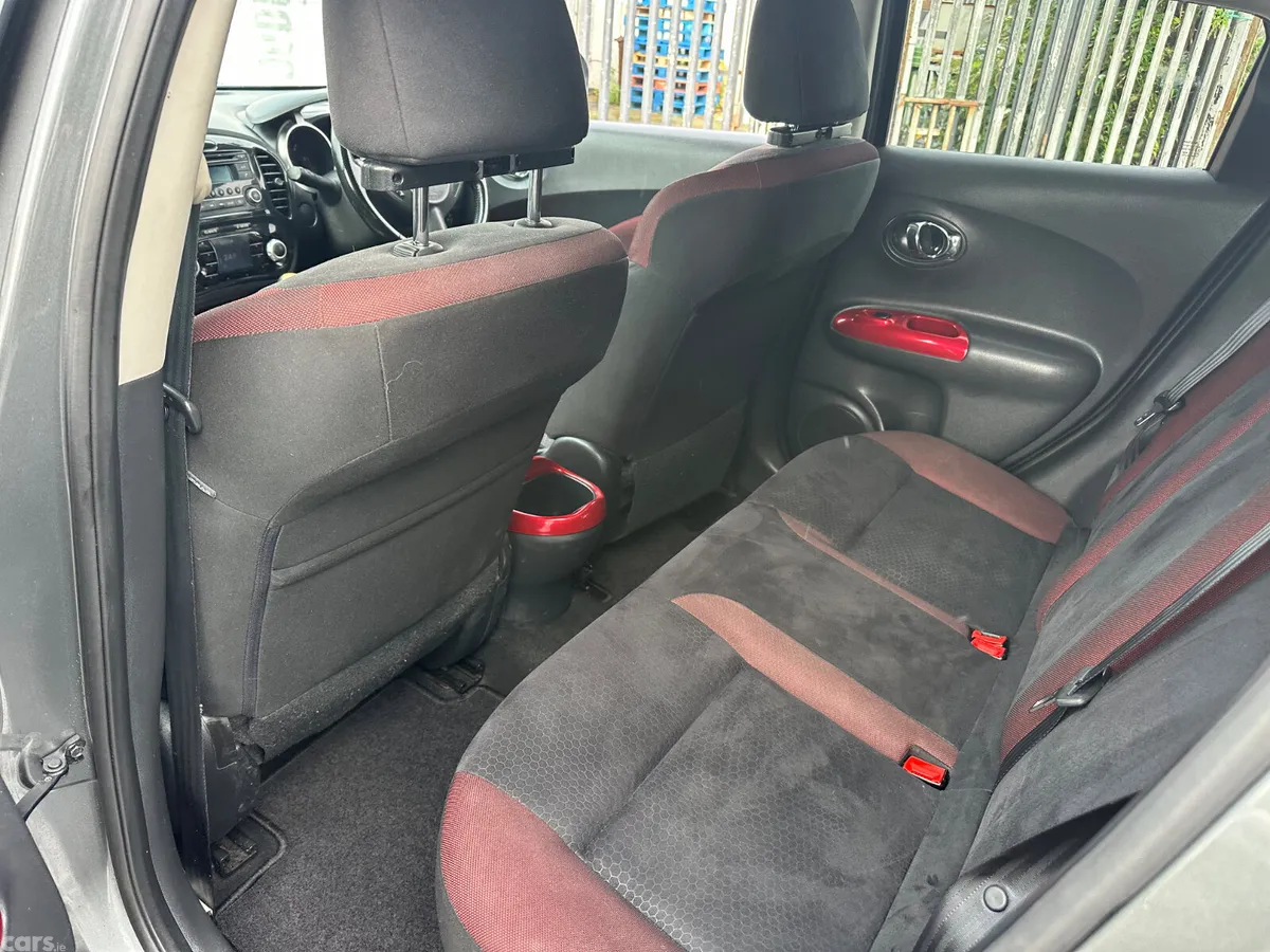 Nissan Juke SUV, Diesel, 2012, Grey