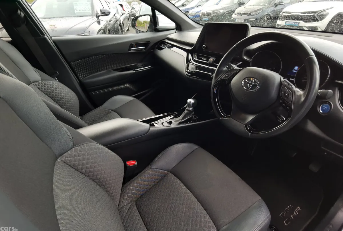 Toyota C-HR Hatchback, Petrol, 2023, Grey
