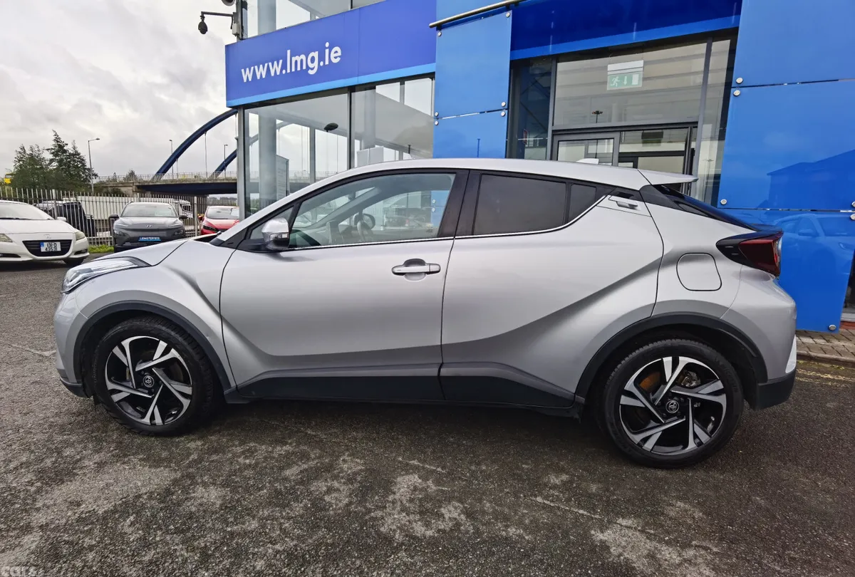 Toyota C-HR Hatchback, Petrol, 2023, Grey