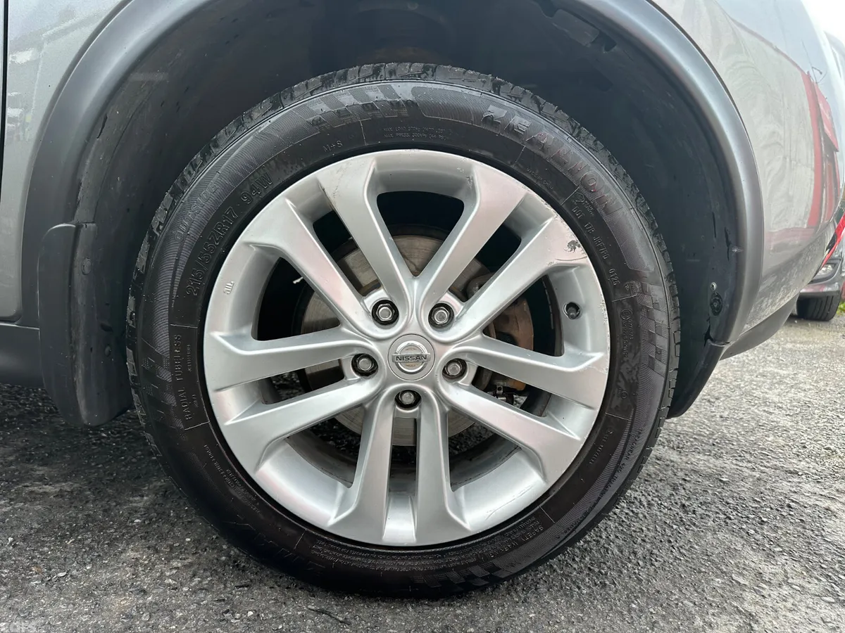 Nissan Juke SUV, Diesel, 2012, Grey
