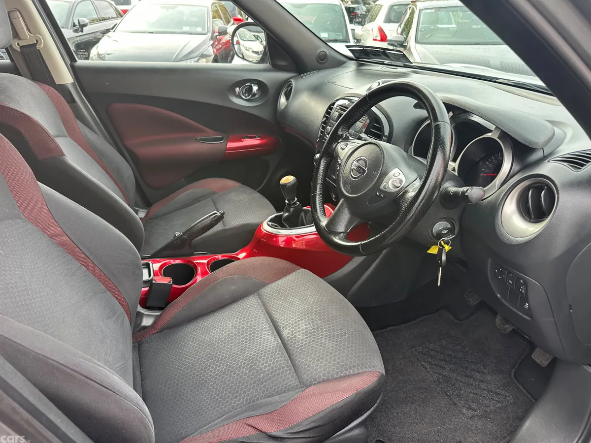 Nissan Juke SUV, Diesel, 2012, Grey