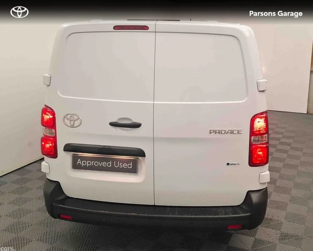 Toyota Proace Van, Electric, 2026, White