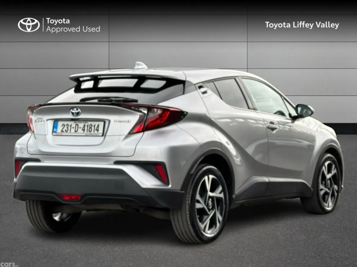 Toyota C-HR SUV, Petrol Hybrid, 2023, Silver