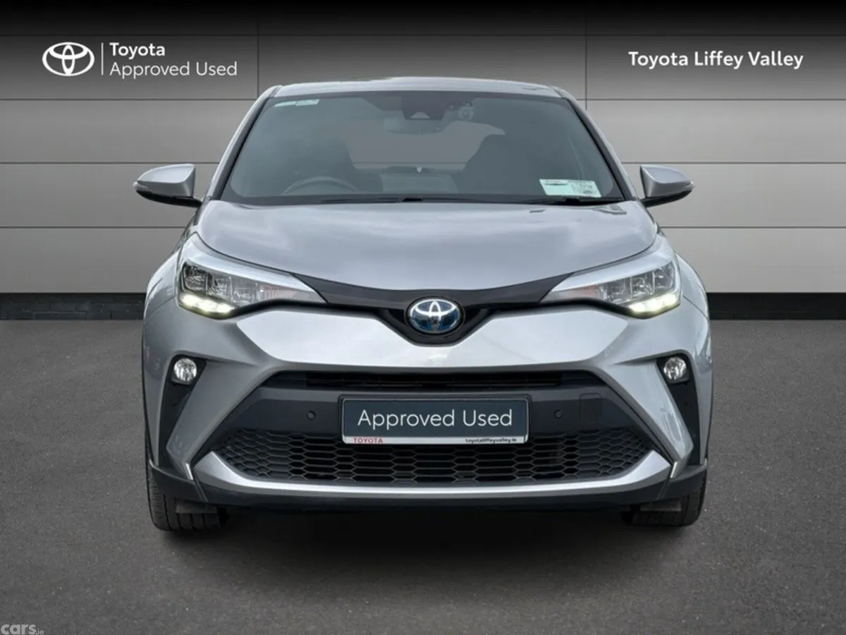 Toyota C-HR SUV, Petrol Hybrid, 2023, Silver