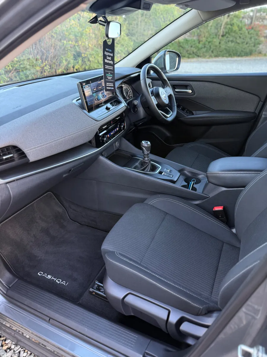 Nissan Qashqai MPV, Petrol, 2025, Grey