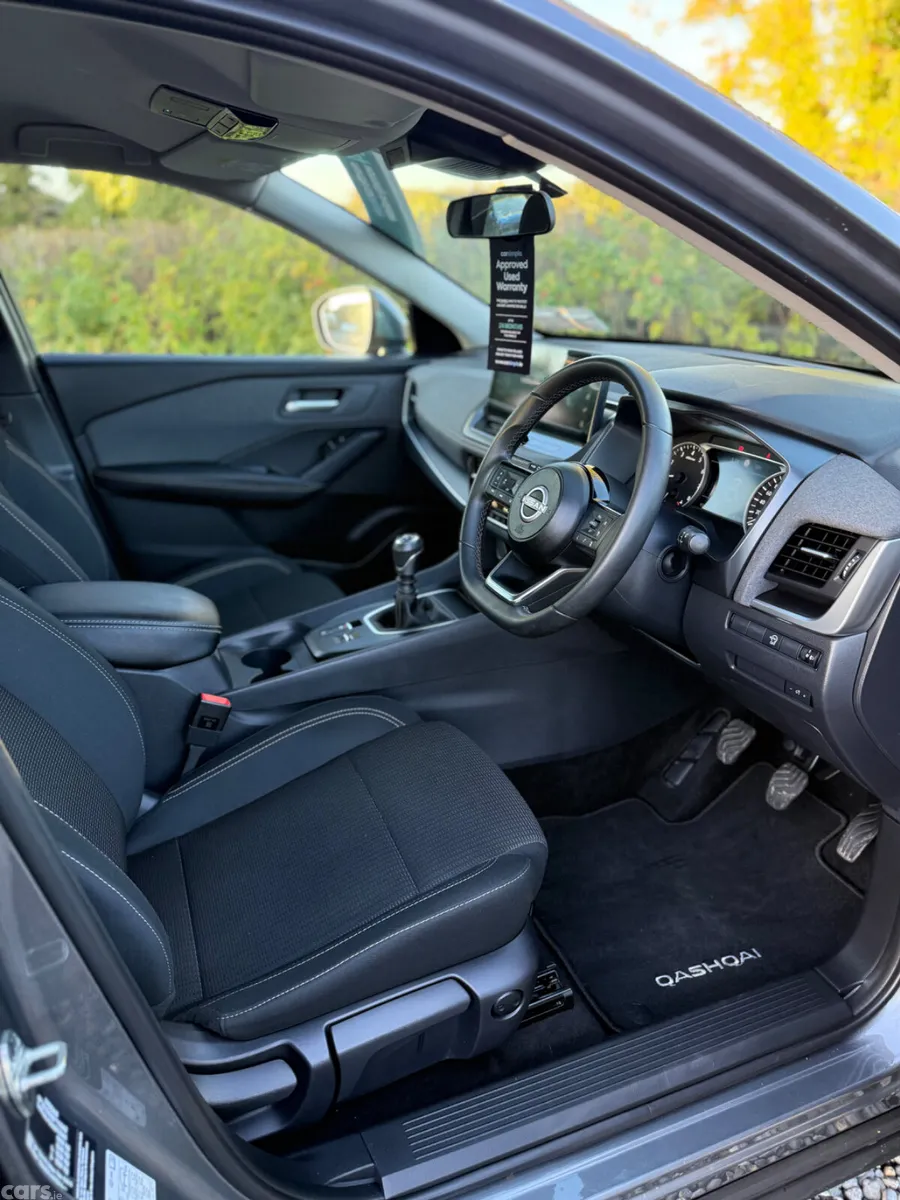 Nissan Qashqai MPV, Petrol, 2025, Grey