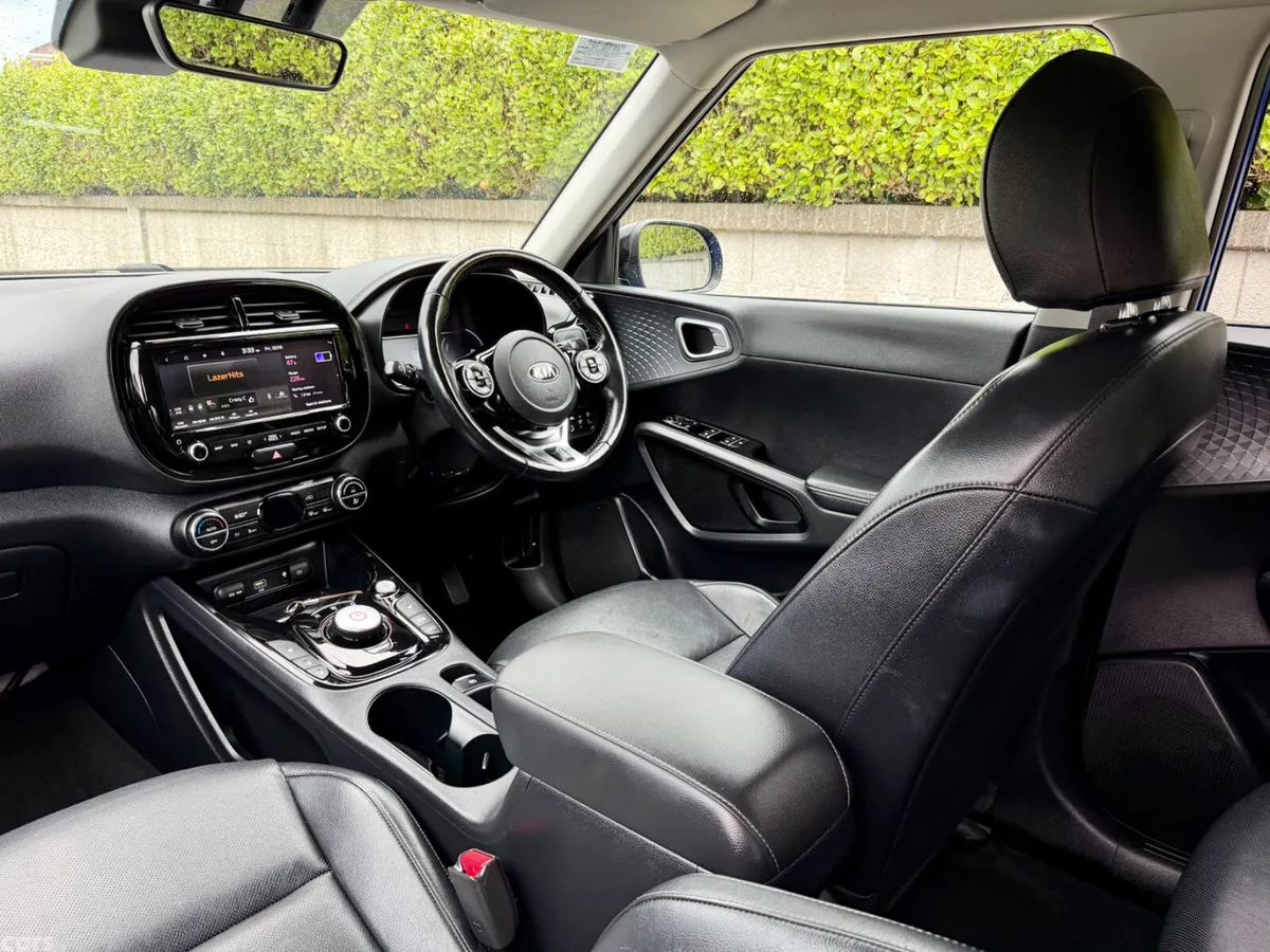 Kia Soul Hatchback, Electric, 2021, Blue
