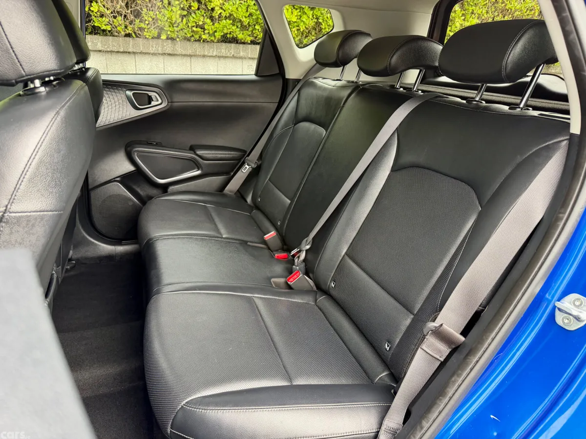 Kia Soul Hatchback, Electric, 2021, Blue