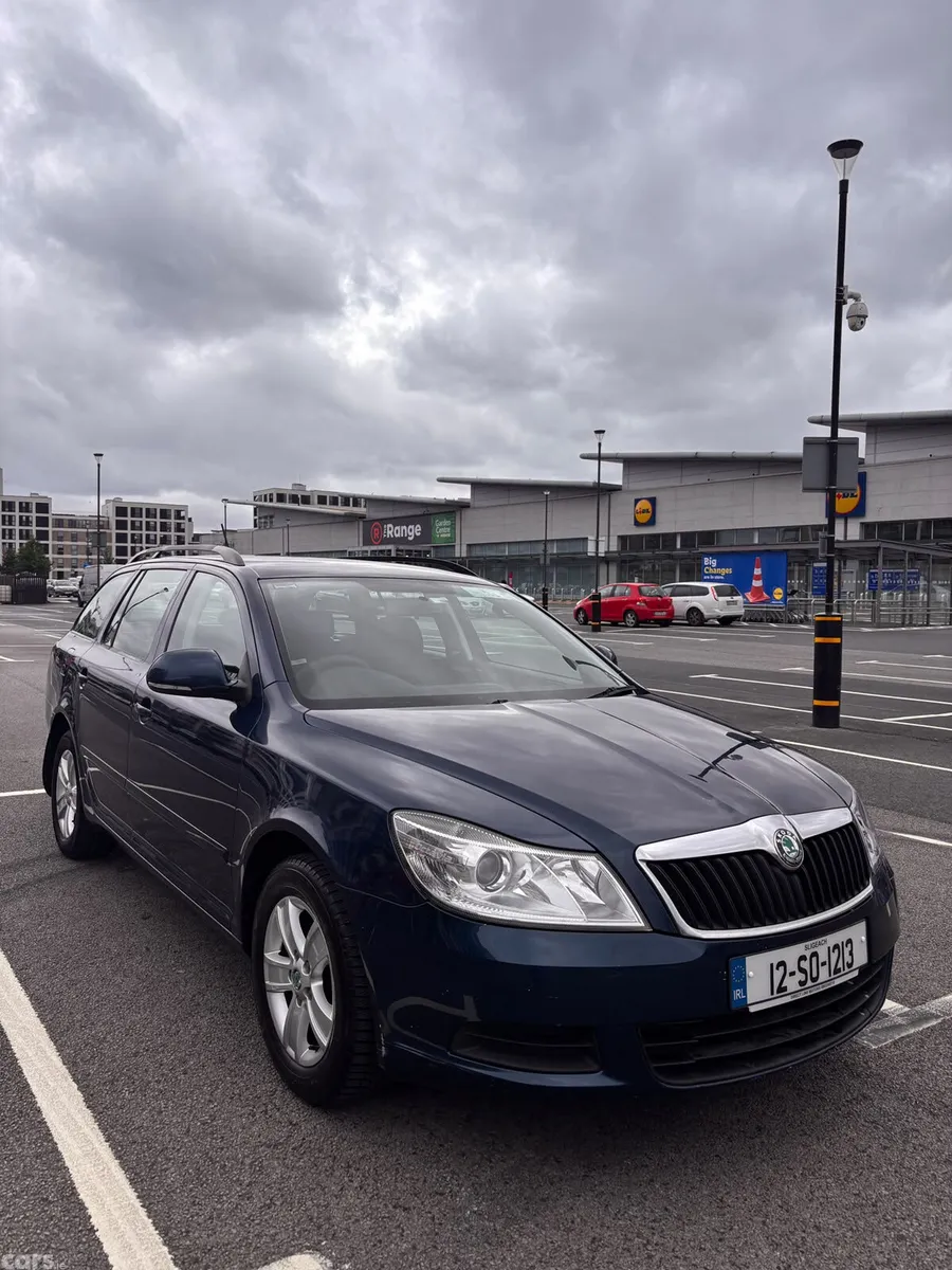 Skoda Octavia Estate, Diesel, 2012, Blue
