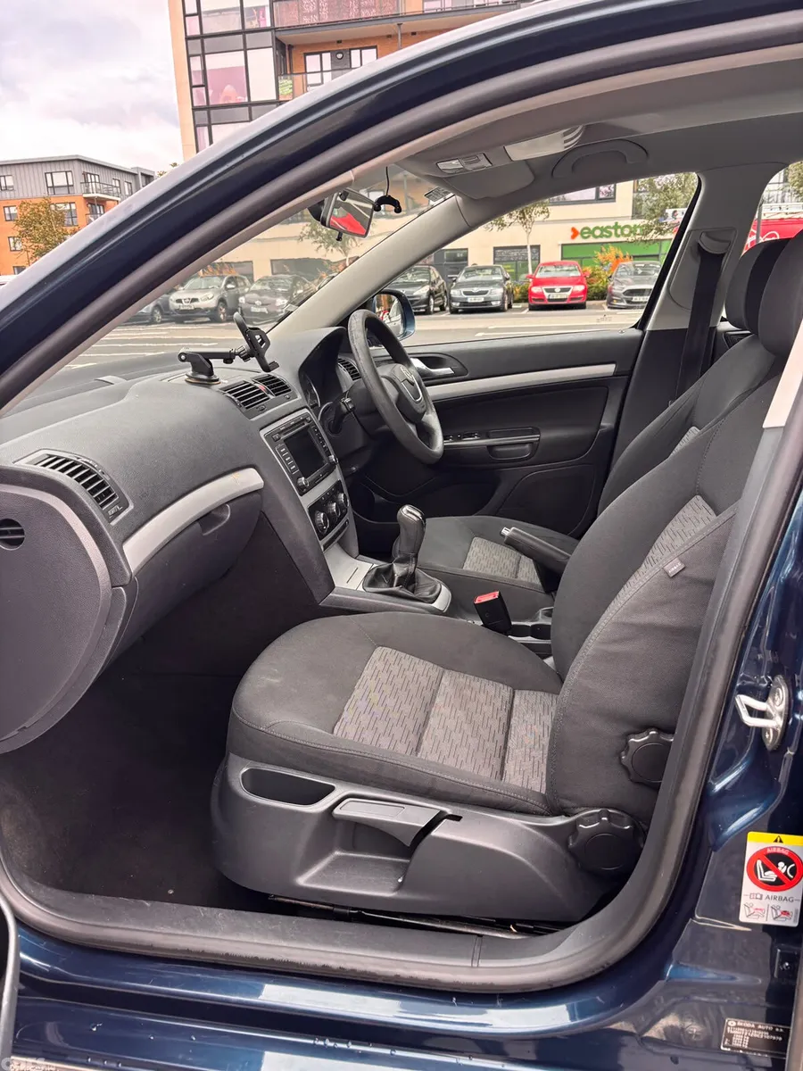 Skoda Octavia Estate, Diesel, 2012, Blue