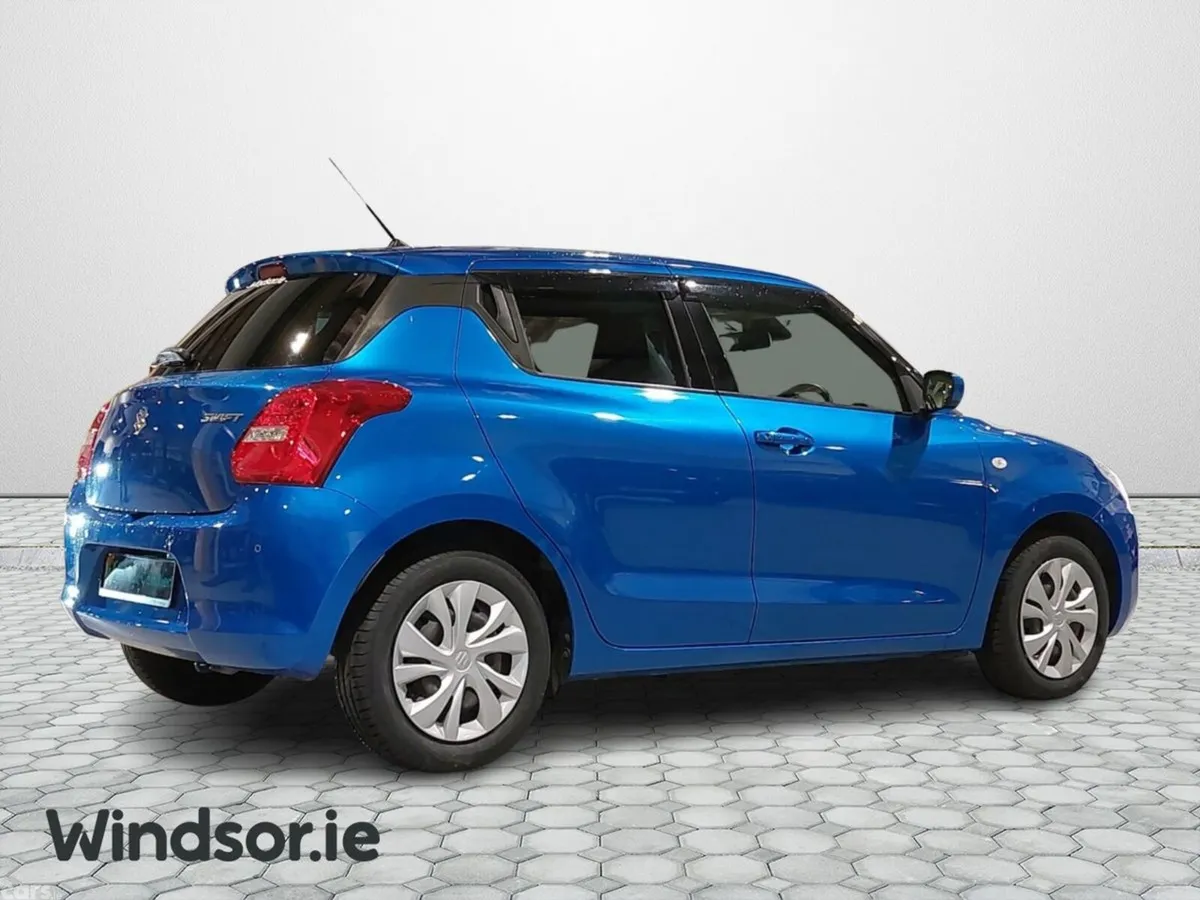 Suzuki Swift Hatchback, Petrol, 2023, Blue