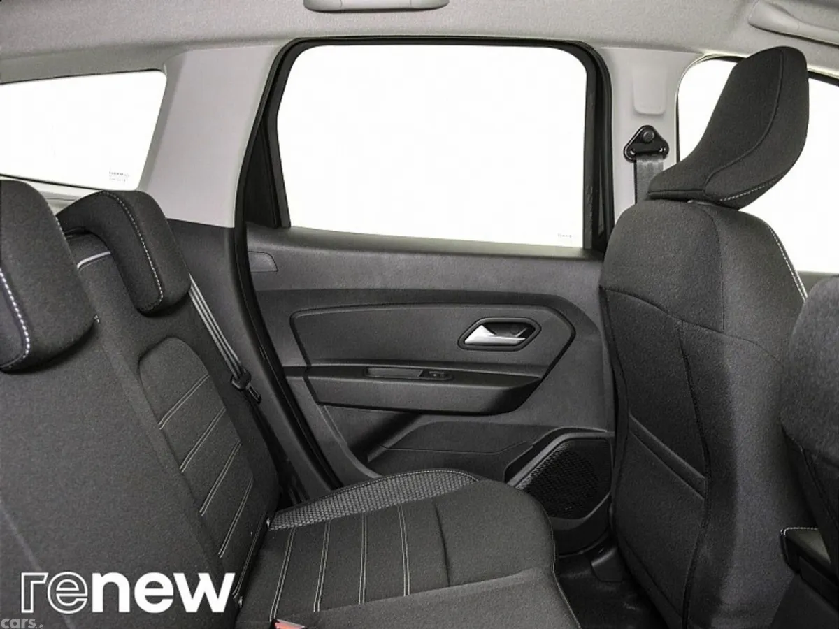 Dacia Duster SUV, Petrol, 2023, Grey