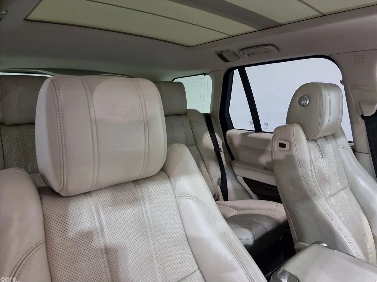Land Rover Range Rover SUV, Diesel, 2015, Black
