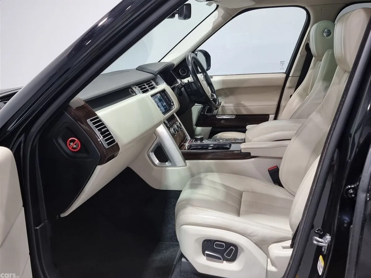Land Rover Range Rover SUV, Diesel, 2015, Black