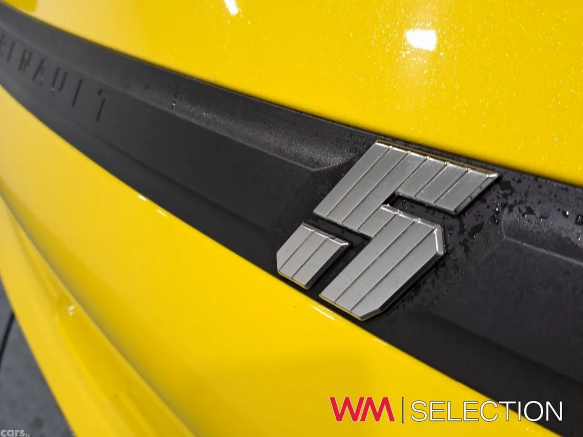 Renault 5 Hatchback, Electric, 2025, Yellow