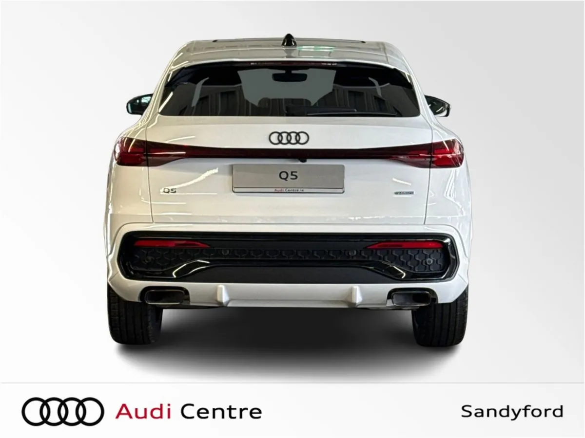 Audi Q5 Hatchback, Petrol Plug-in Hybrid, 2026, White