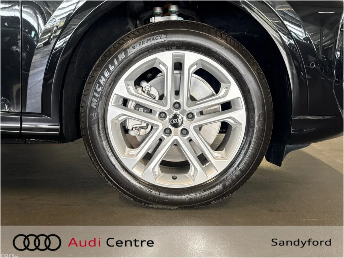 Audi Q5 SUV, Petrol Plug-in Hybrid, 2026, Black