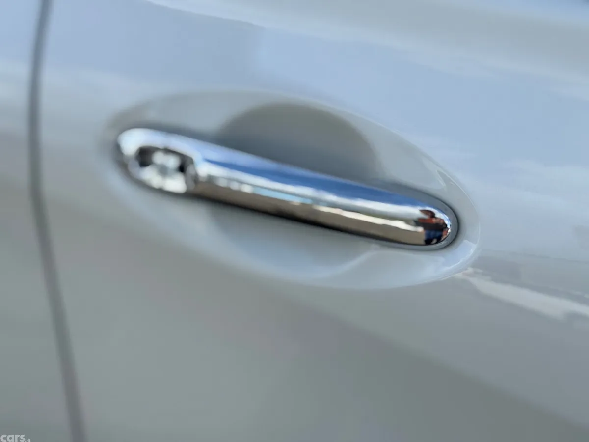 Nissan Note Hatchback, Petrol Hybrid, 2020, White