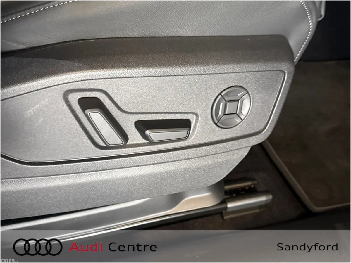 Audi Q5 Hatchback, Petrol Plug-in Hybrid, 2026, White