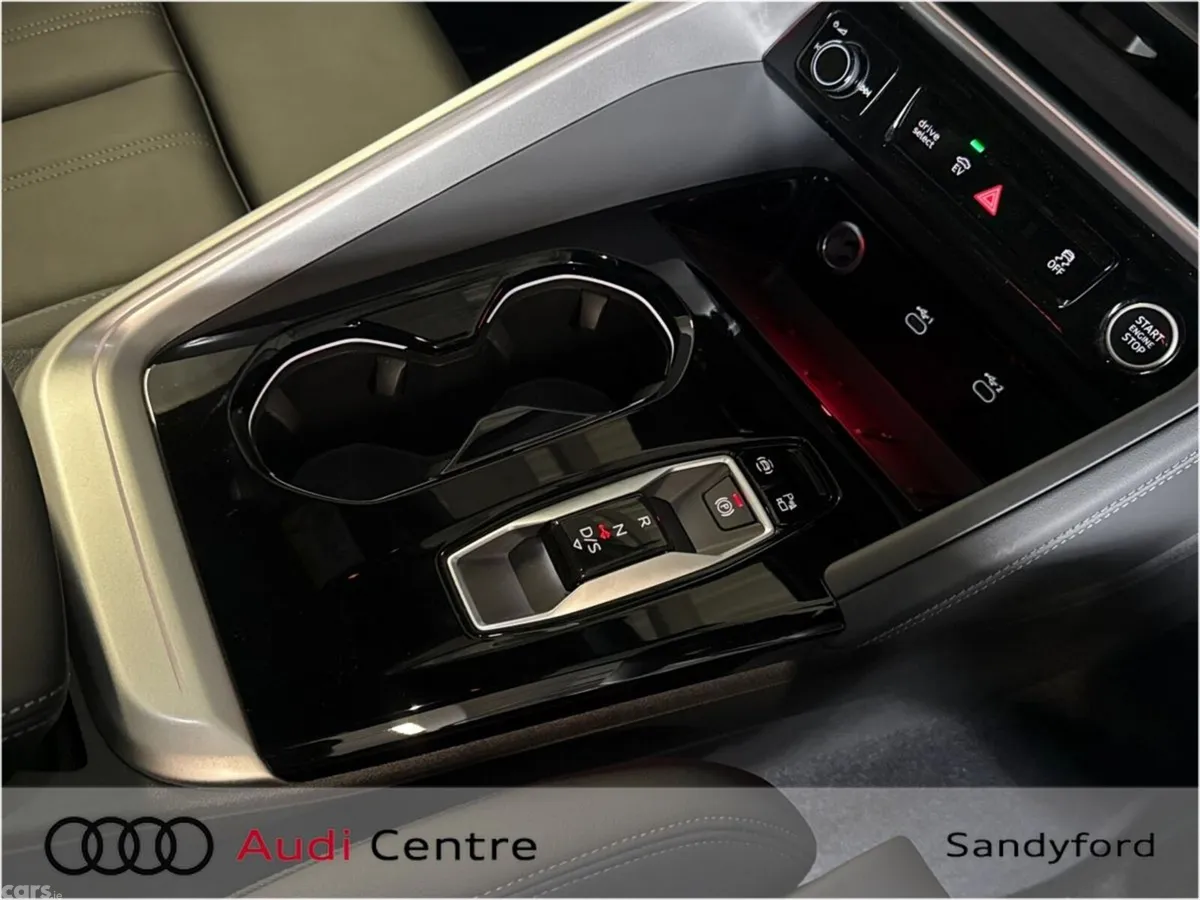 Audi Q5 Hatchback, Petrol Plug-in Hybrid, 2026, White
