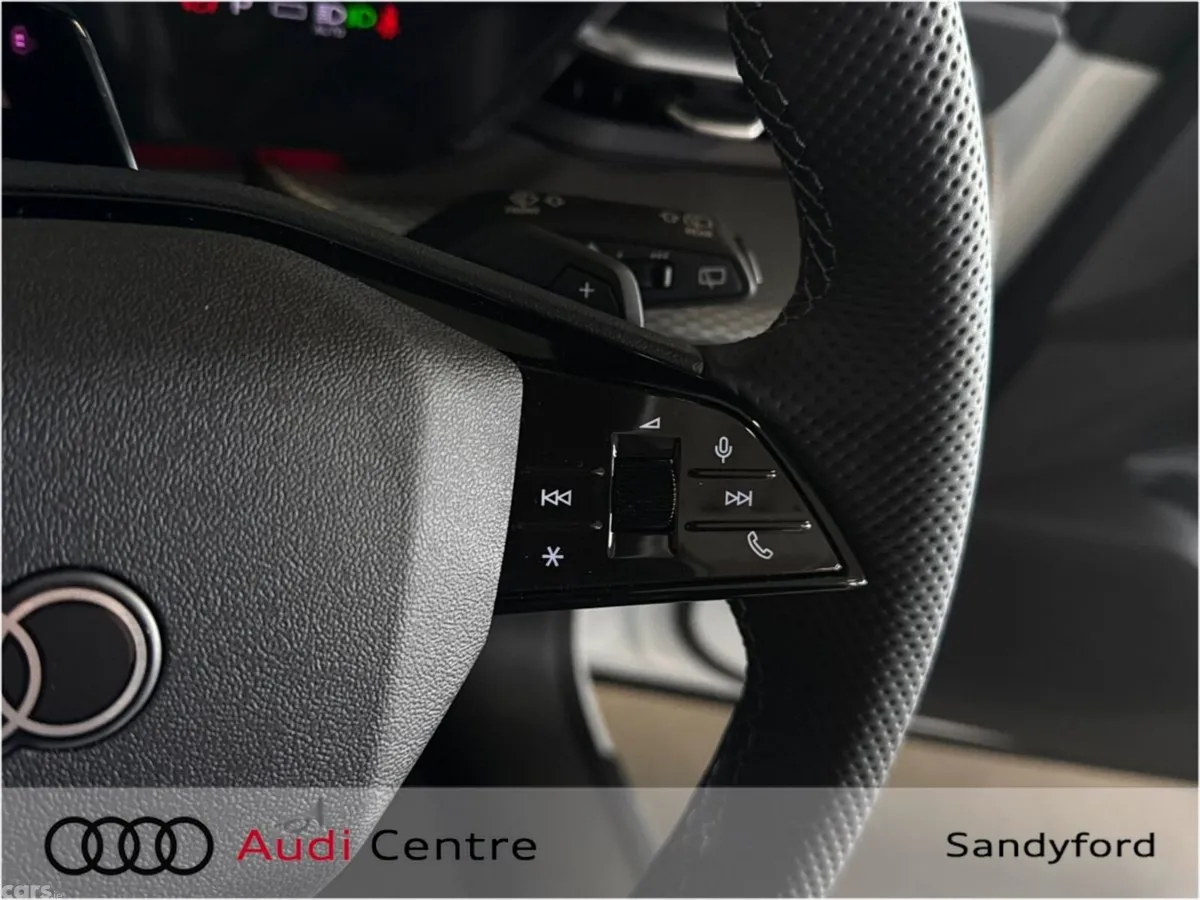 Audi Q5 Hatchback, Petrol Plug-in Hybrid, 2026, White
