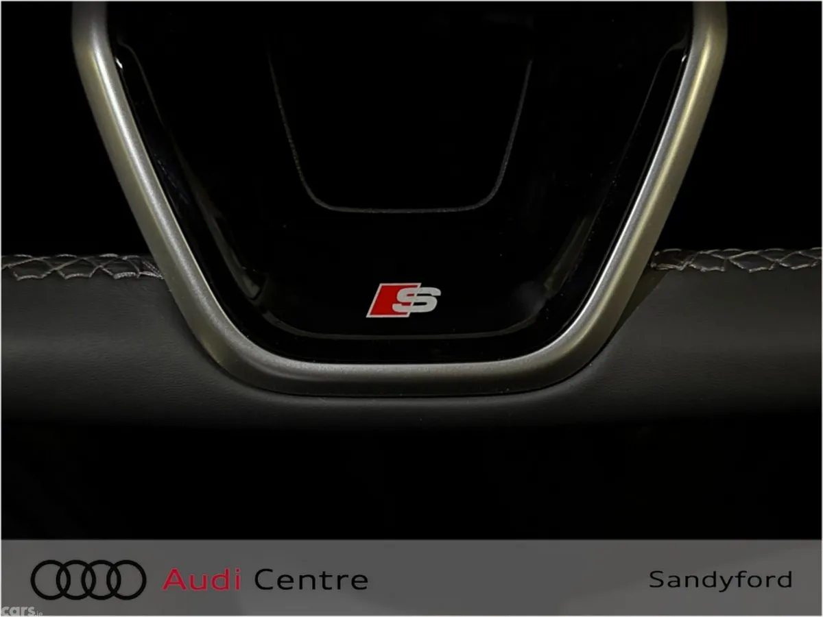 Audi Q5 Hatchback, Petrol Plug-in Hybrid, 2026, White