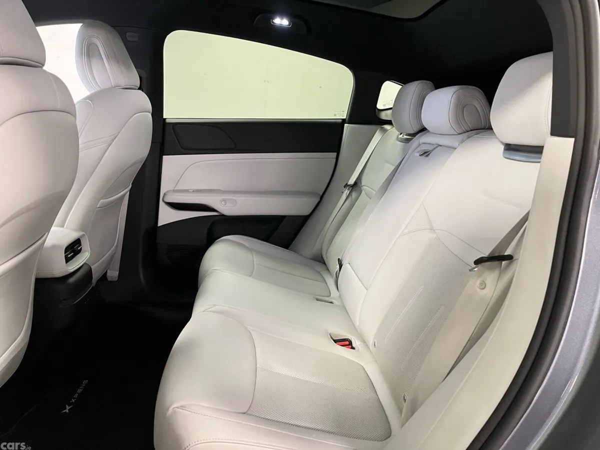 XPeng G6 Hatchback, Electric, 2025, Grey