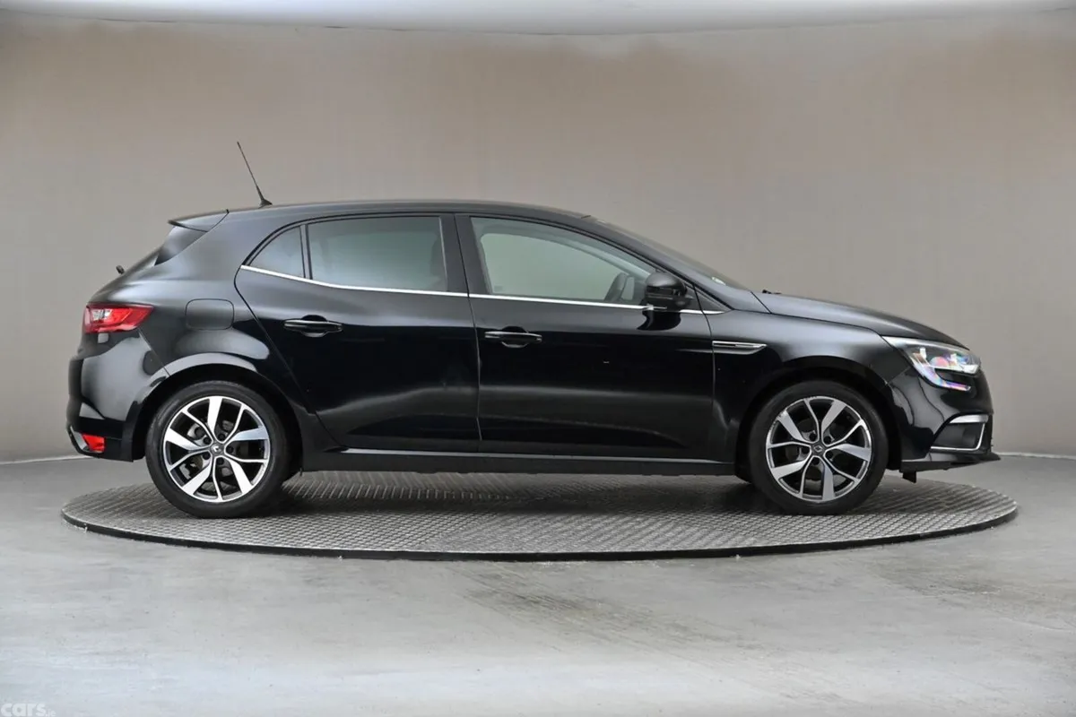 Renault Megane Hatchback, Diesel, 2018, Black