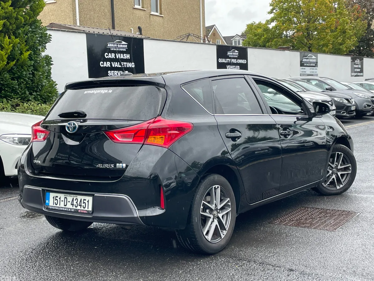 Toyota Auris Hatchback, Petrol Hybrid, 2015, Black