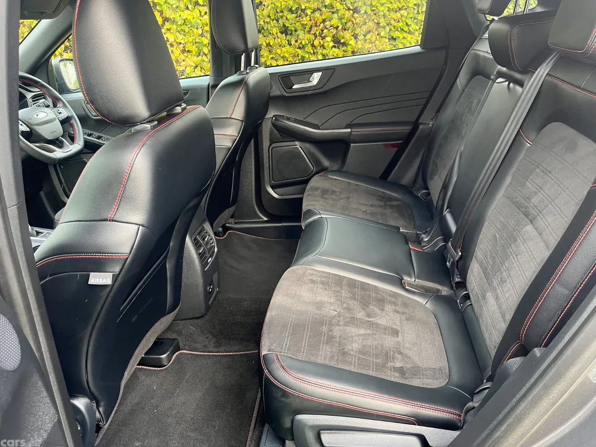 Ford Kuga SUV, Petrol Plug-in Hybrid, 2022, Grey