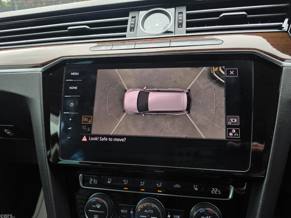 Volkswagen Passat Saloon, Diesel, 2018, Grey