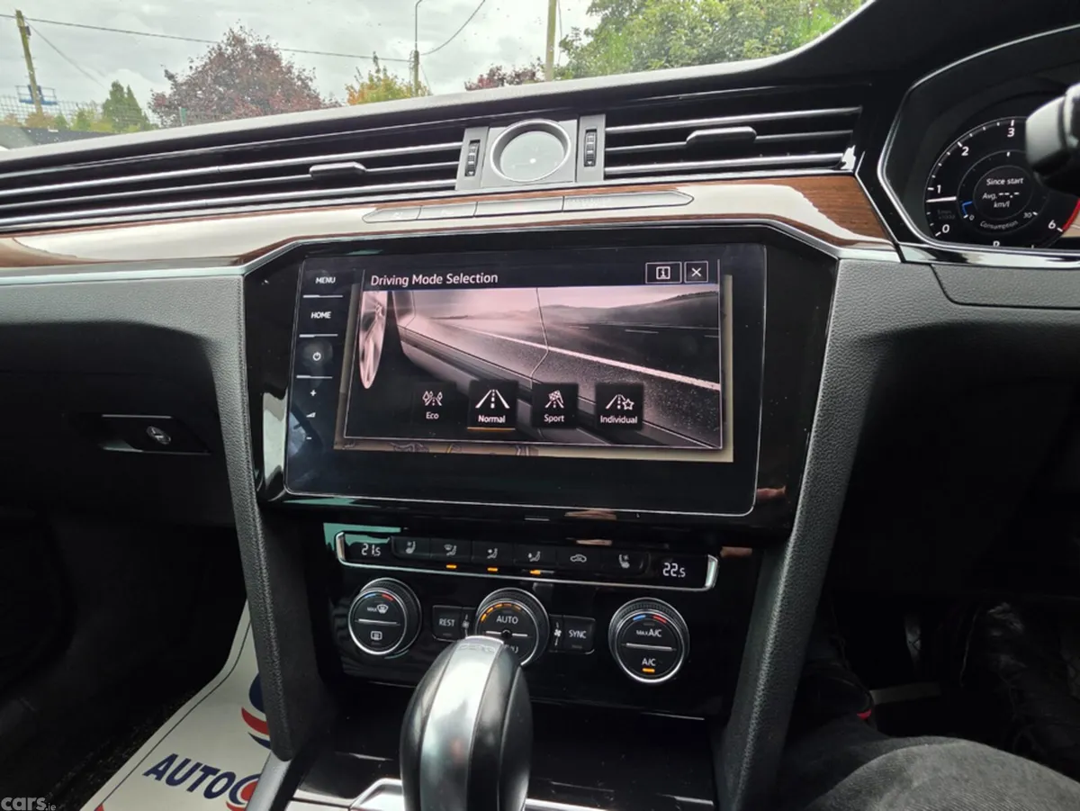 Volkswagen Passat Saloon, Diesel, 2018, Grey