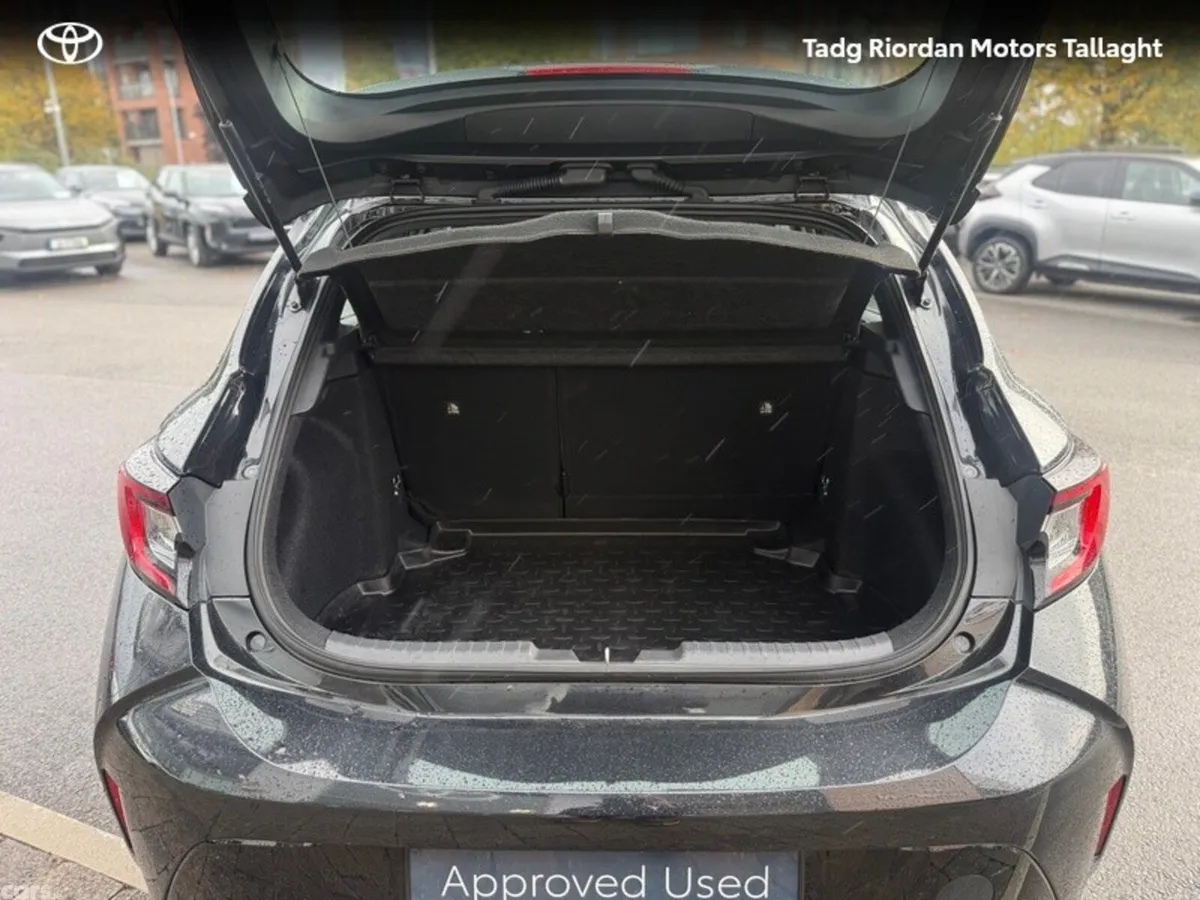 Toyota Corolla Hatchback, Petrol Hybrid, 2023, Black