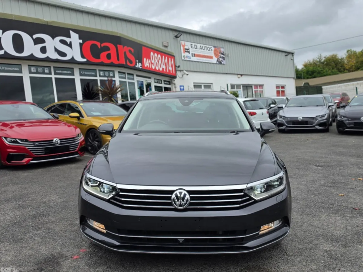 Volkswagen Passat Saloon, Diesel, 2018, Grey