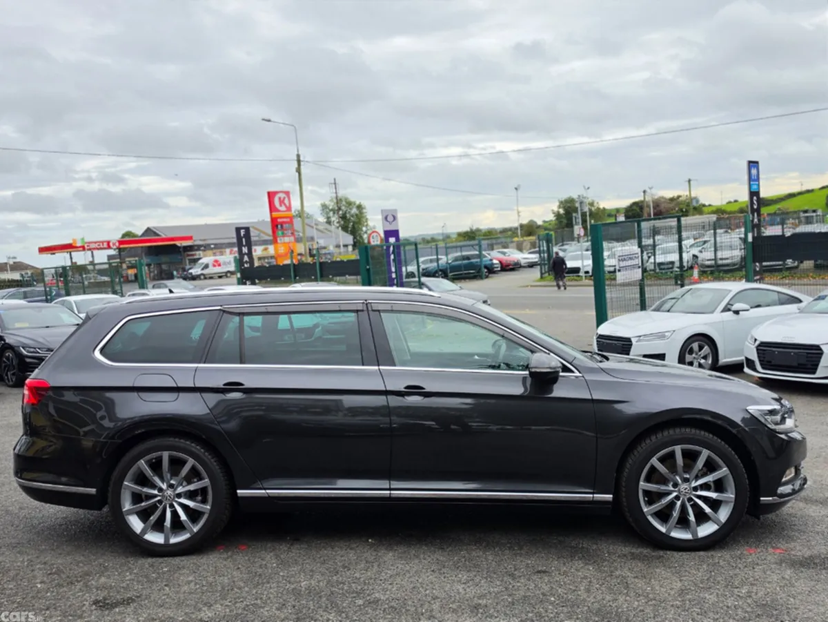 Volkswagen Passat Saloon, Diesel, 2018, Grey