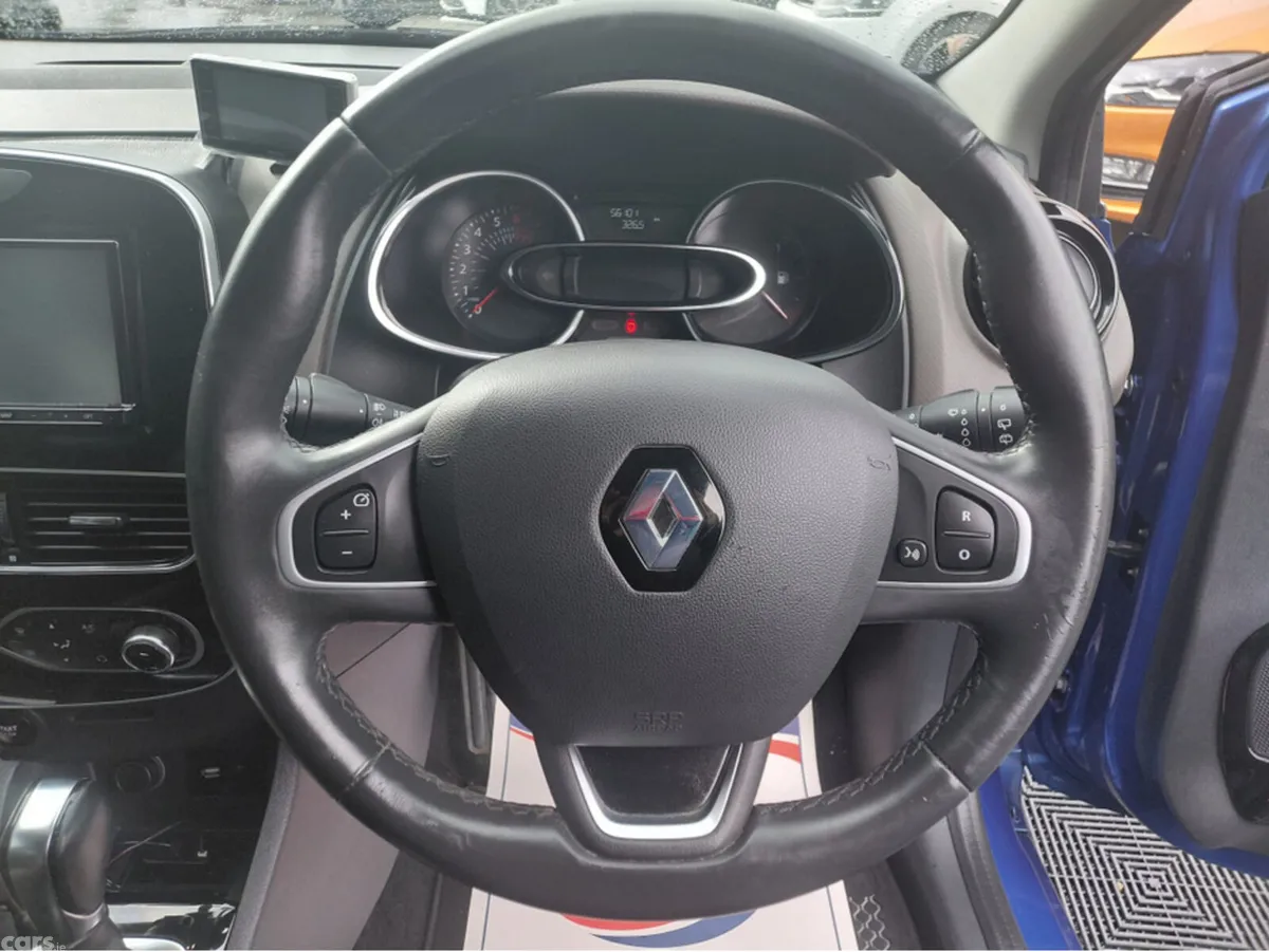 Renault Clio Hatchback, Petrol, 2017, Blue