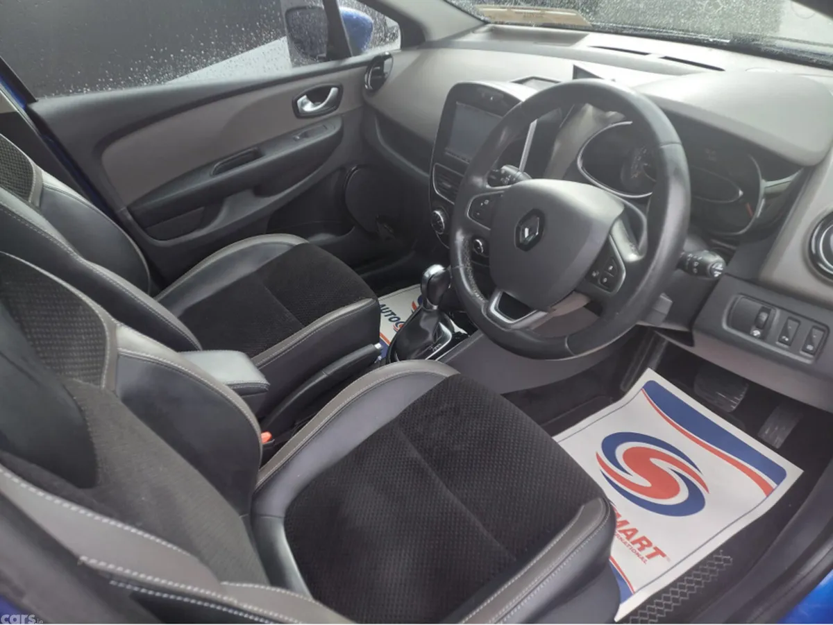Renault Clio Hatchback, Petrol, 2017, Blue
