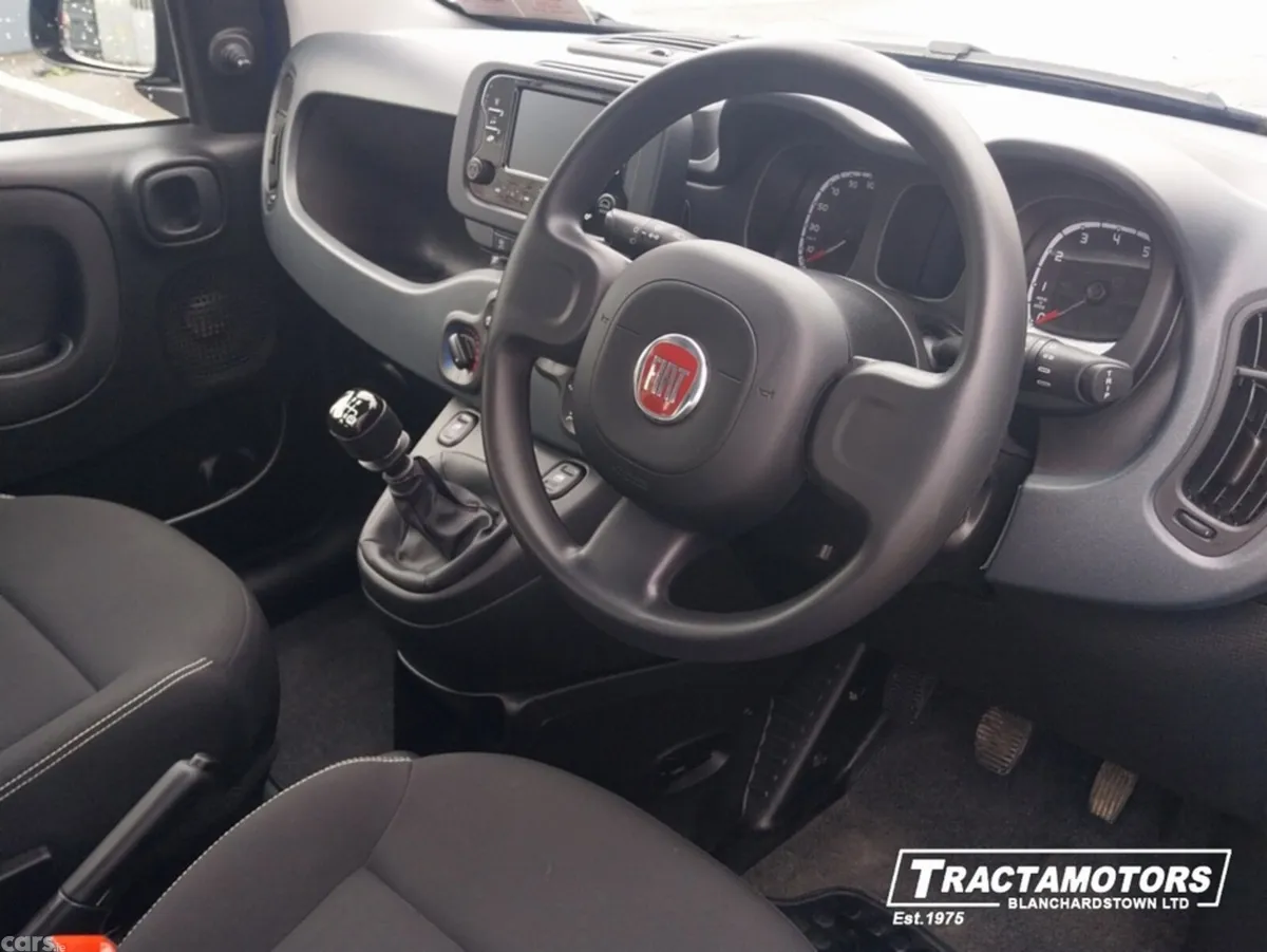 Fiat Panda MPV, Petrol, 2024, Blue